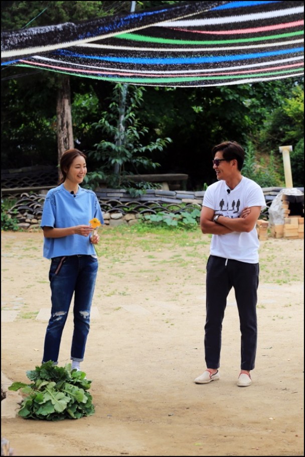 崔智友與李瑞鎮拍攝《三時三餐》時，感情增進不少。