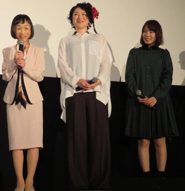 屍殺片場 導演邪教新作前水着女幫拖 即時新聞 東網巨星 On Cc東網