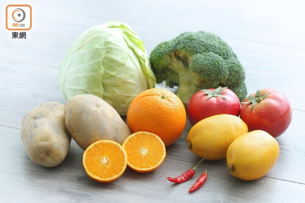 要達致營養均衡的飲食，需吃不同種類的蔬果。（資料圖片）