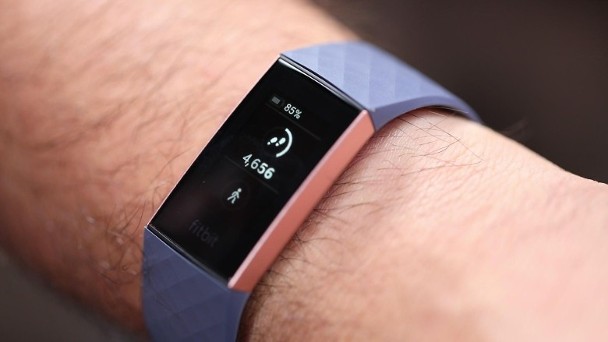 fitbit charge 3 hk