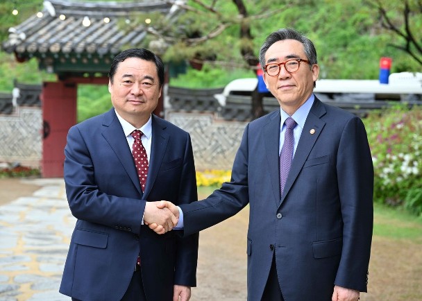 韓外長晤遼寧省委書記　籲合作穩定供應鏈