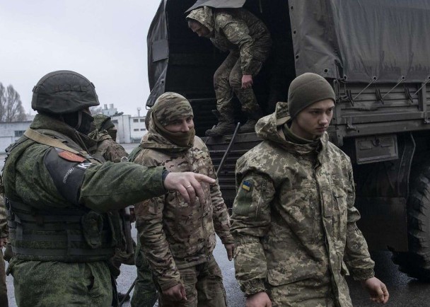 俄官媒主編批烏克蘭　不理500戰俘死活