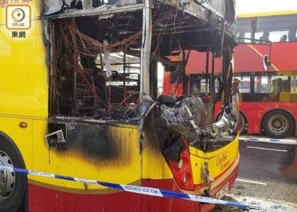 港珠澳大橋香港口岸火燒巴士　清潔工被判監兩年