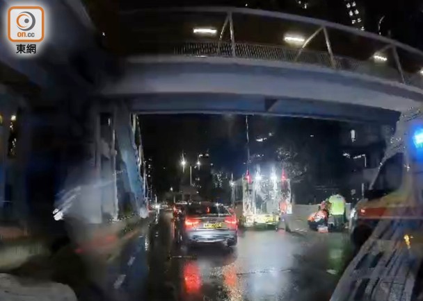 香港仔男子棄用天橋橫越6行車線　遭的士撞傷