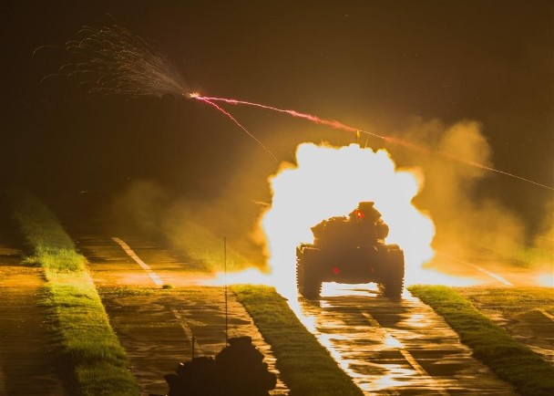 陸軍將舉行不間斷大規模軍演　強化夜間訓練