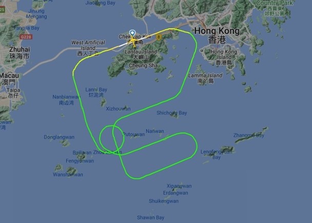 貨機疑引擎故障折返香港　消防全面戒備無人傷